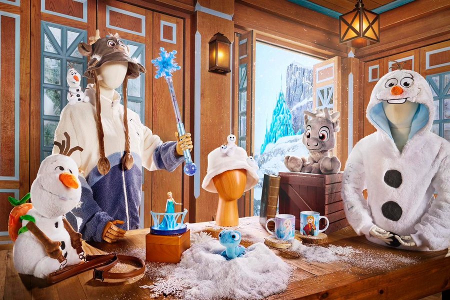 dlp-world-of-frozen-merchandise
